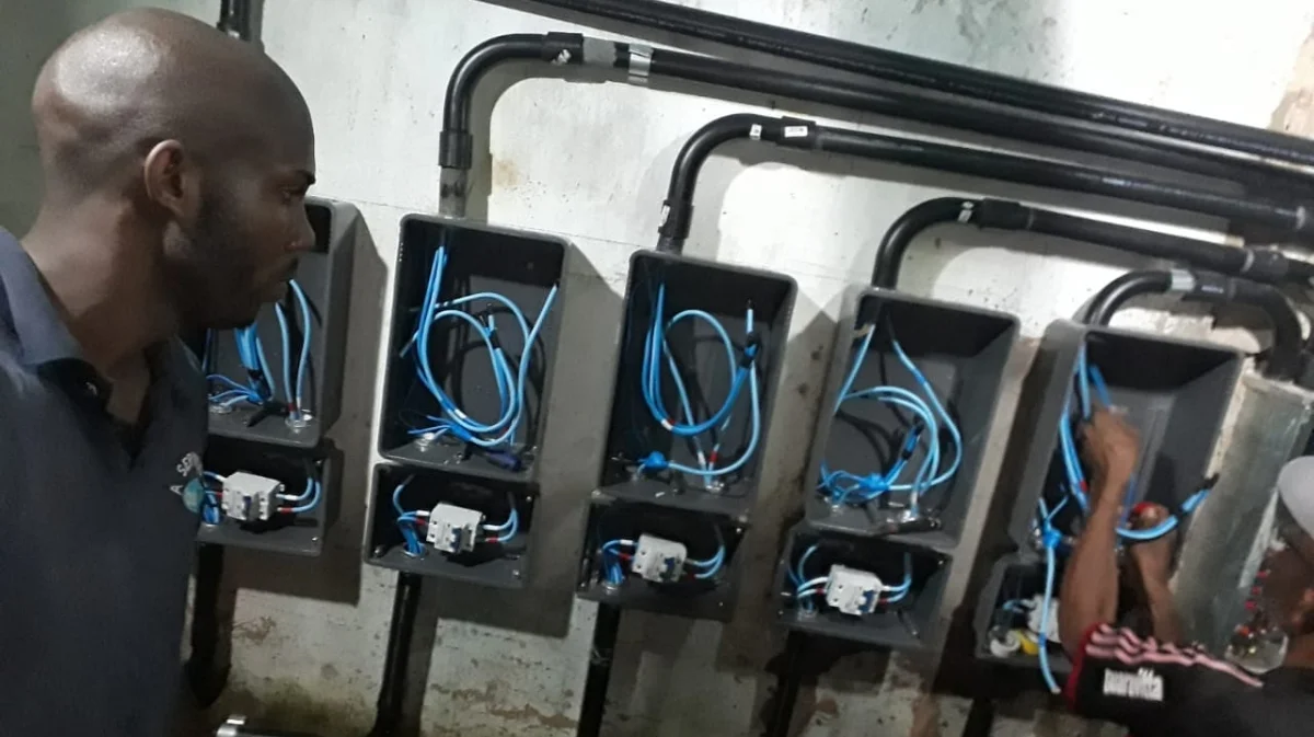 Eletricista salvador