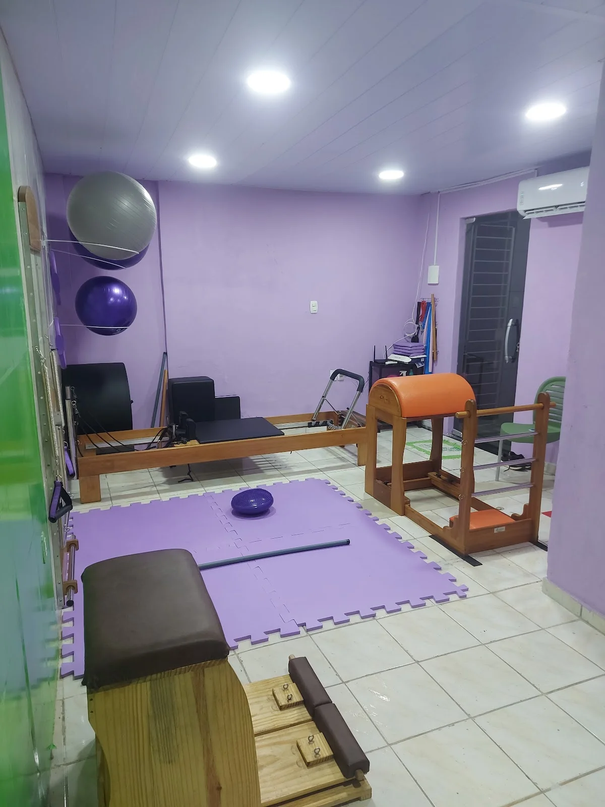 Mirella Gomes pilates & bem estar