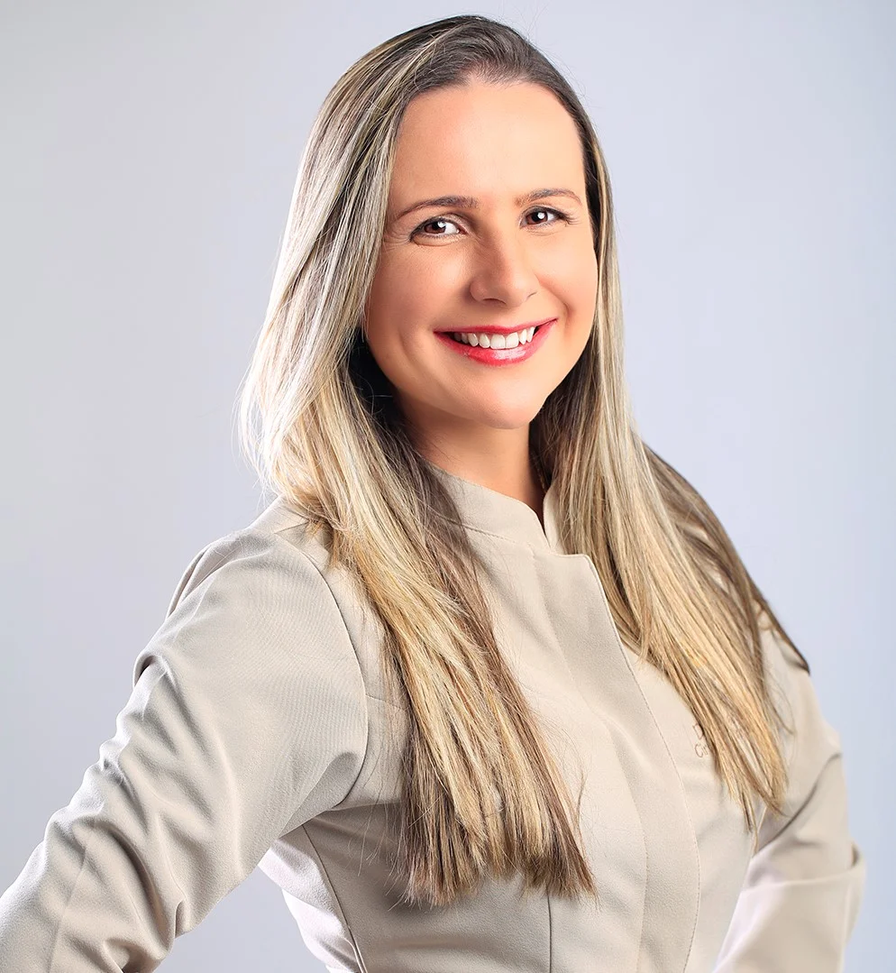 Dra Ilana Neves- Dentista Salvador- Implantes Dentários Salvador