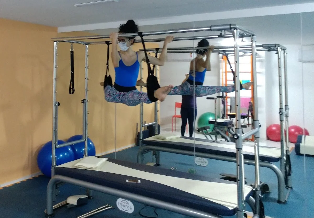 Lívia Andrade - Studio Pilates