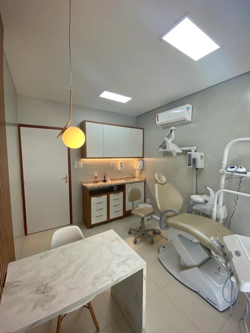 WHR Odontologia