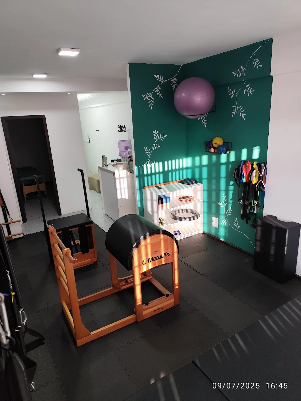 Studio de pilates Dra. Amanda Golon - Reabilitação e bem estar