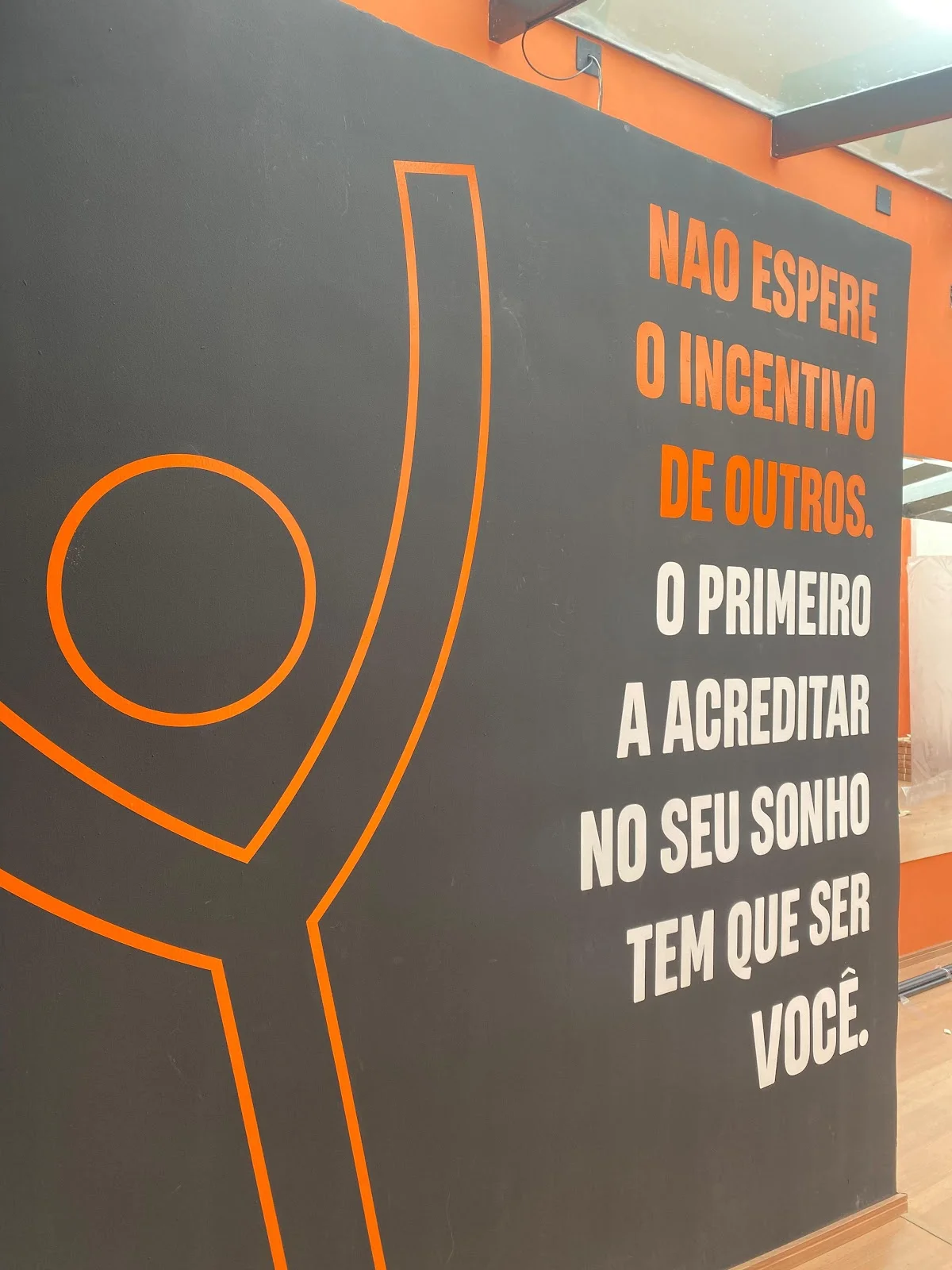 Sym Academia Pendotiba LTDA
