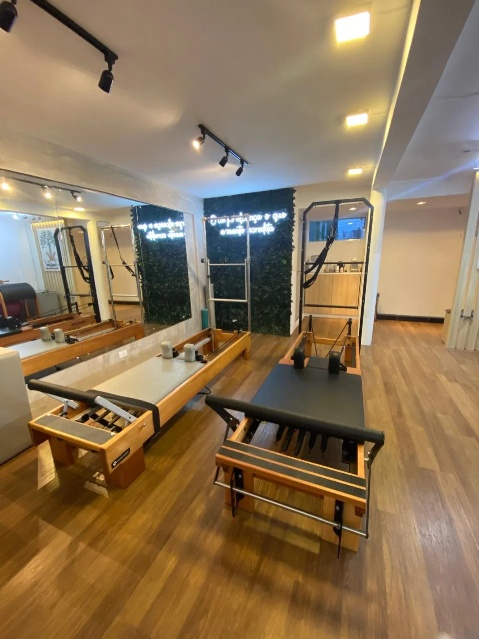 Marina Ribeiro | Pilates, Fisioterapia & Bem-Estar