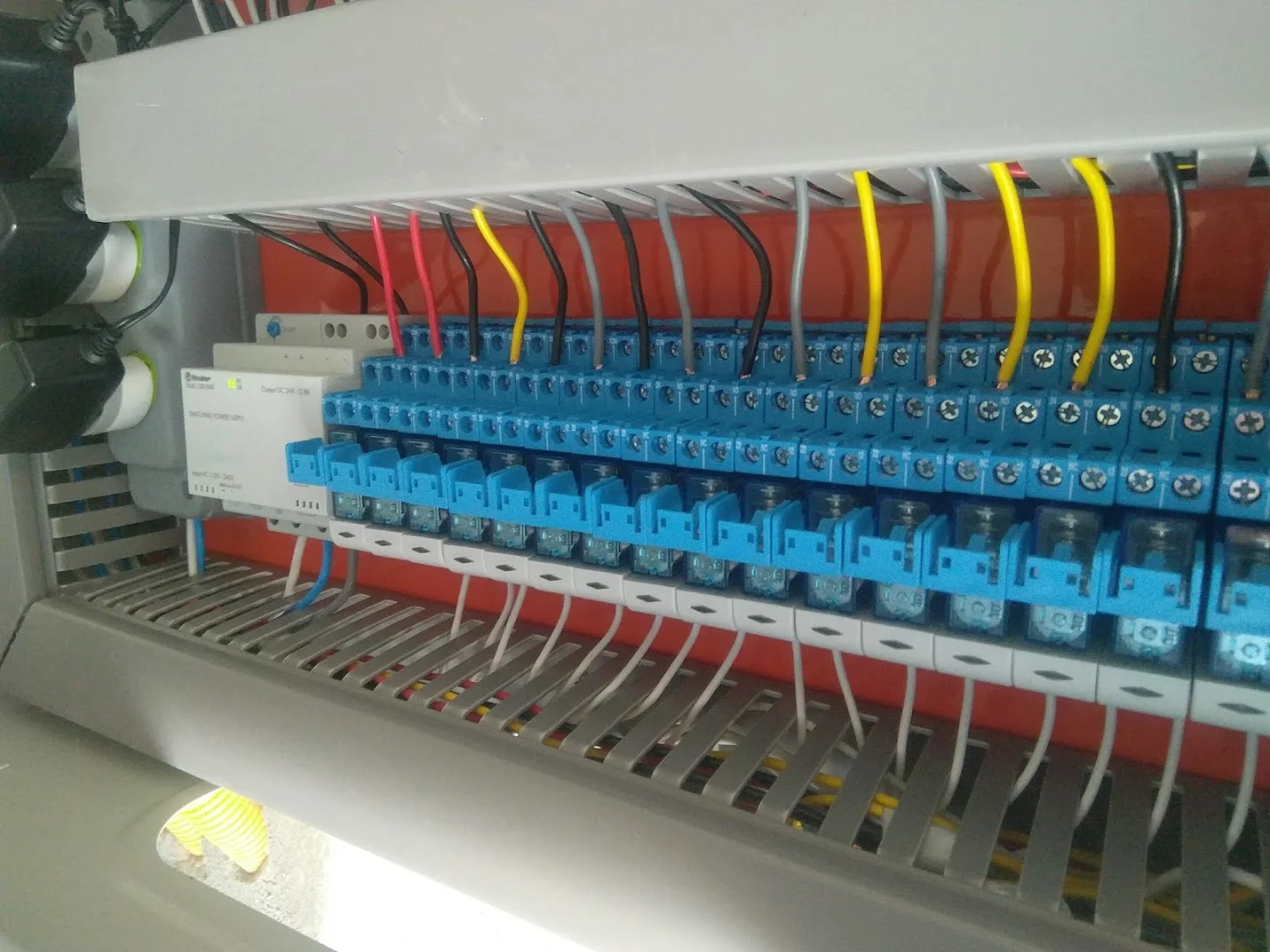 Eletricista Supera Elétrica