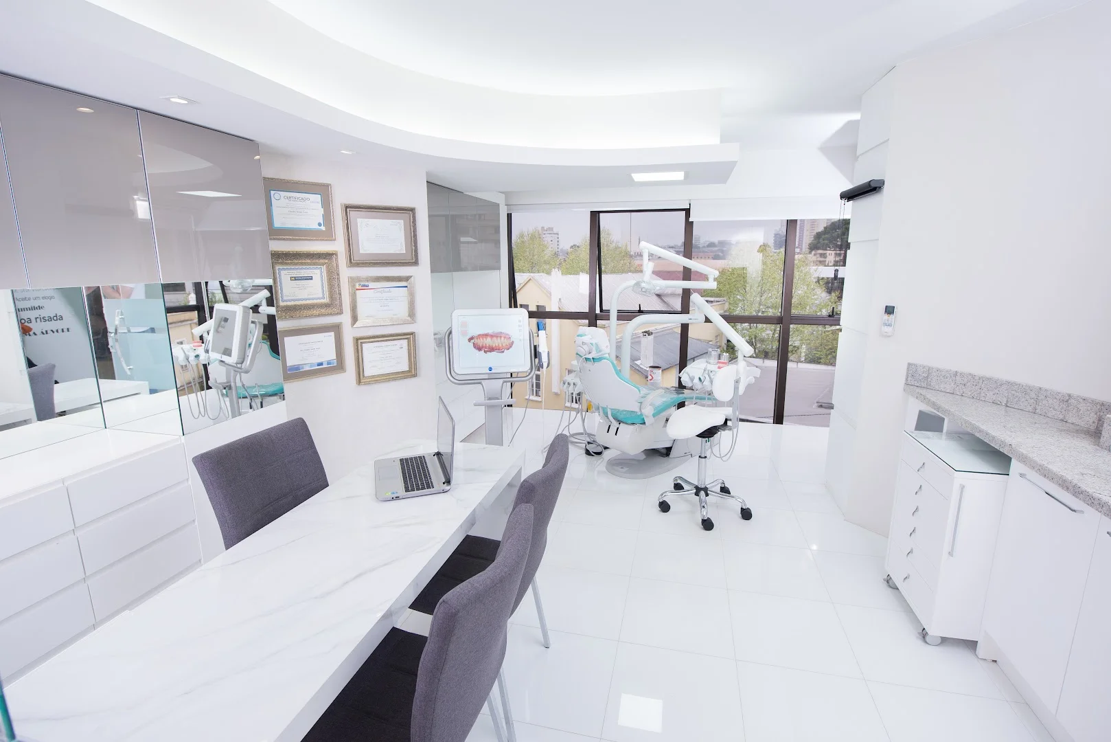 Dentista em Caxias do Sul - Dental Vitta - Clínica Odontológica