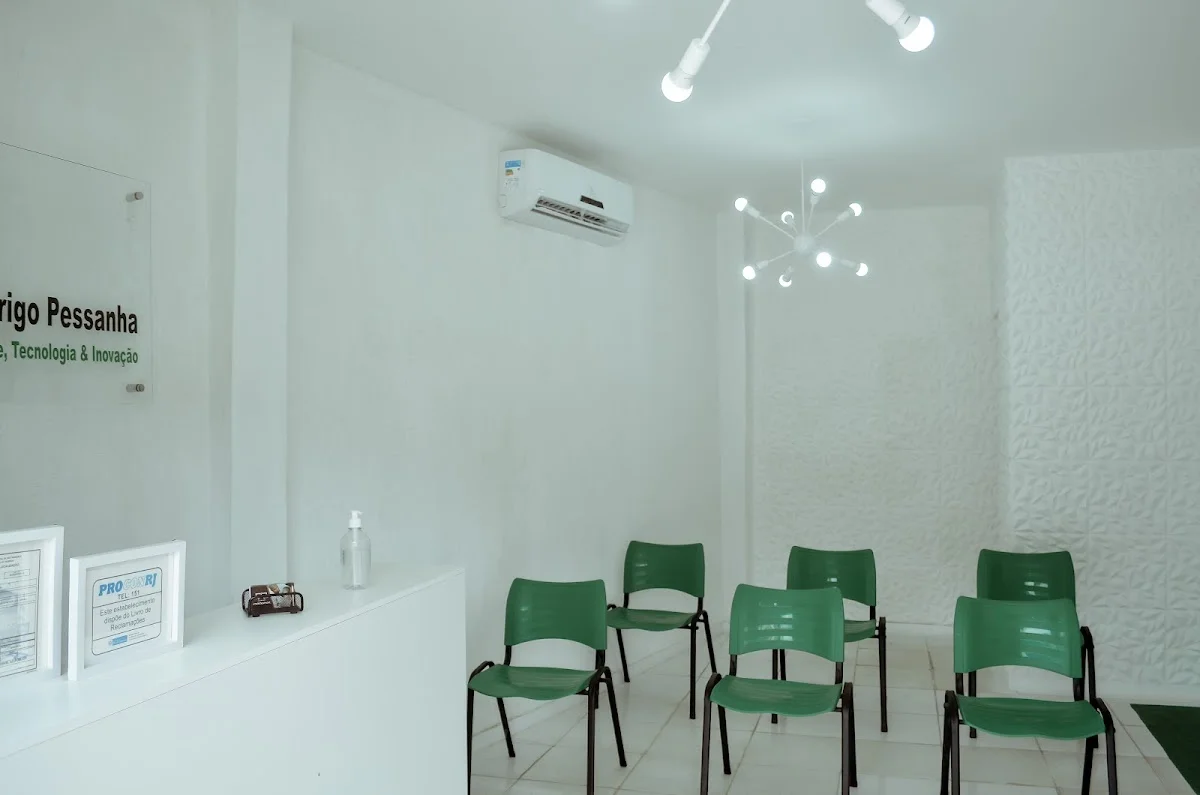 Espaço Rodrigo Pessanha - Fisioterapia & Pilates