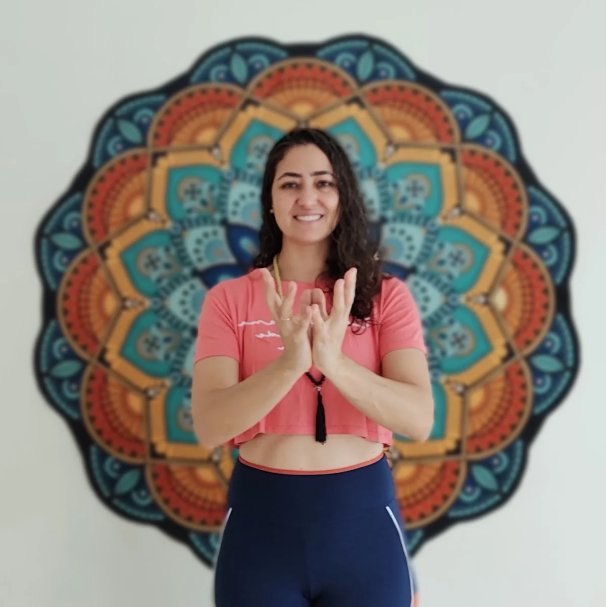Mayra Mariano - Yoga e Ayurveda