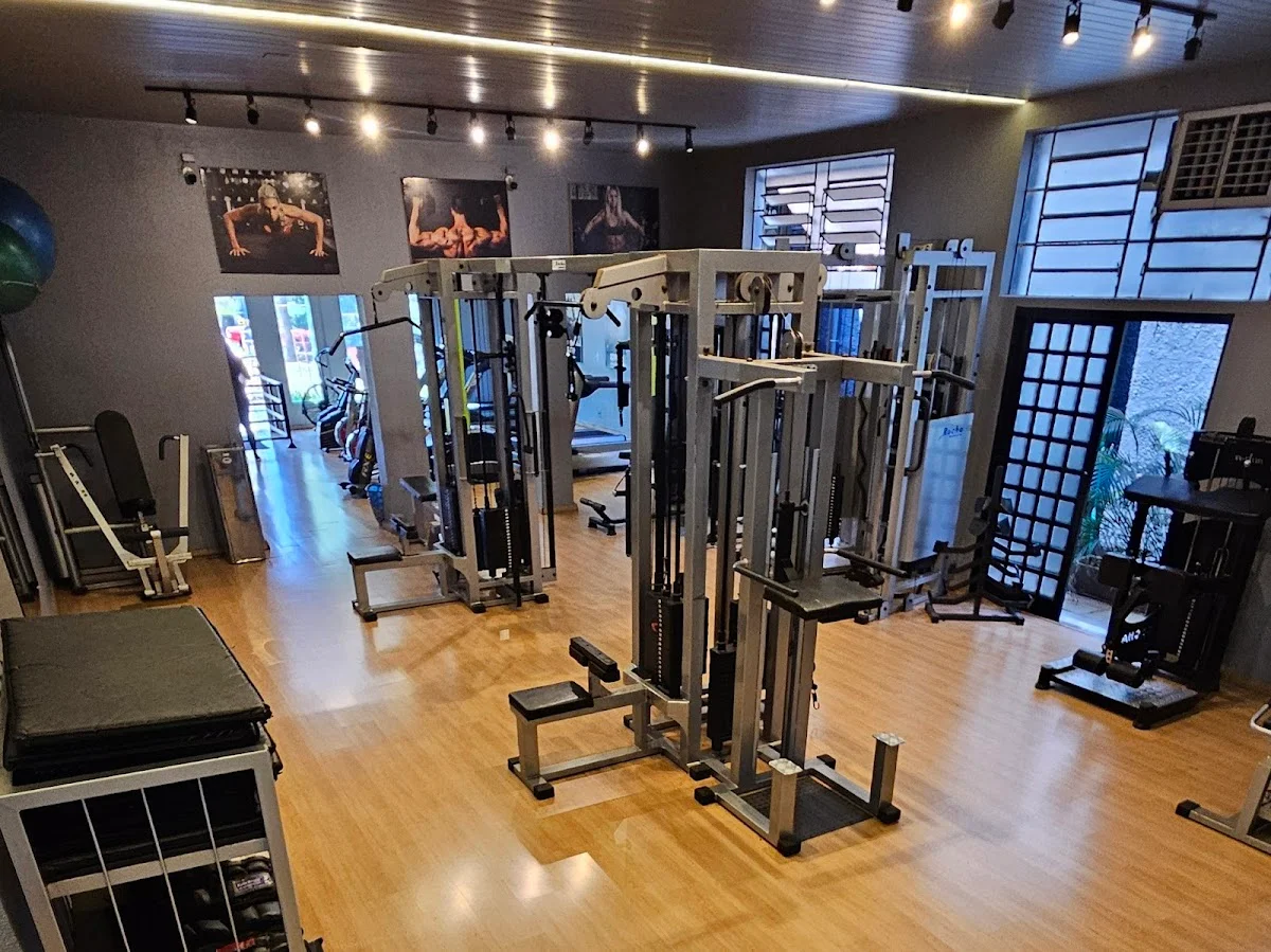 ACADEMIA ERA - STUDIO PILATES ERA