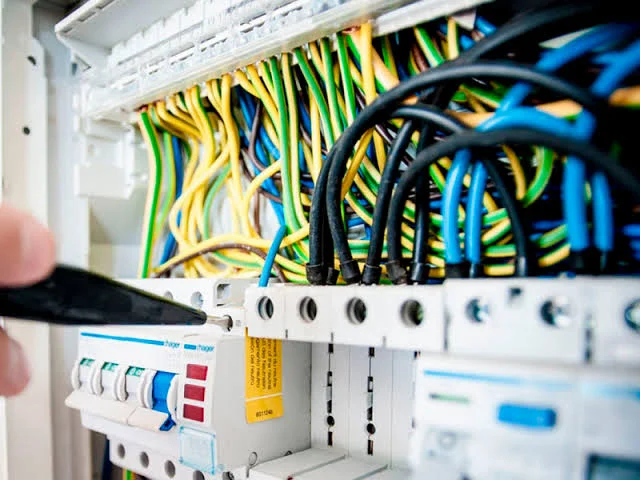Eletricista — São José do Rio Preto