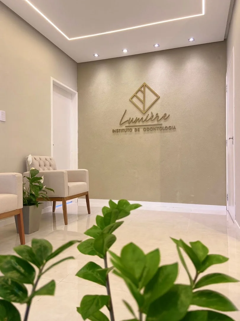 Lumière Instituto de Odontologia