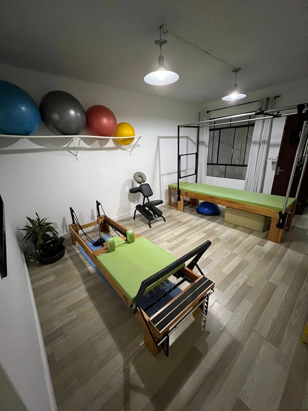 MJ - Pilates Studio