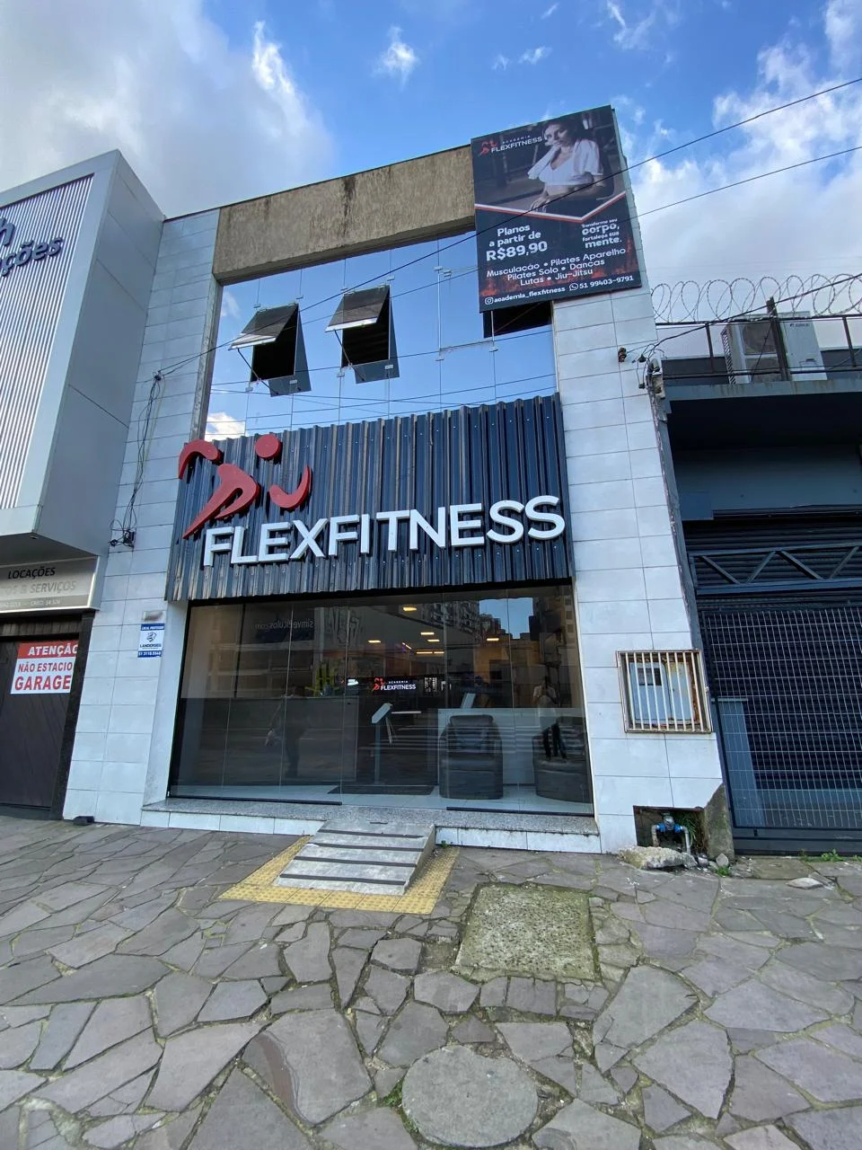 Academia FlexFitness
