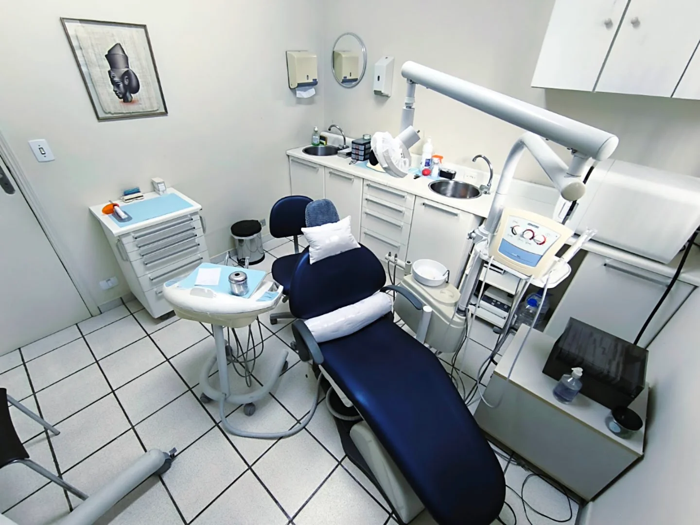Dr. Pedro Pinheiro – Dentista 24h Urgências