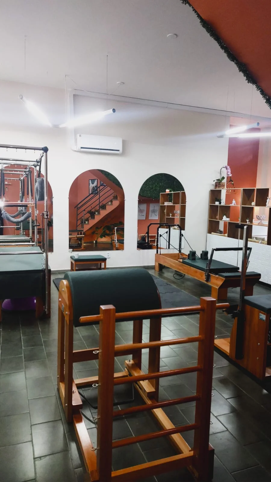 Letícia Alves - Pilates e Fisioterapia