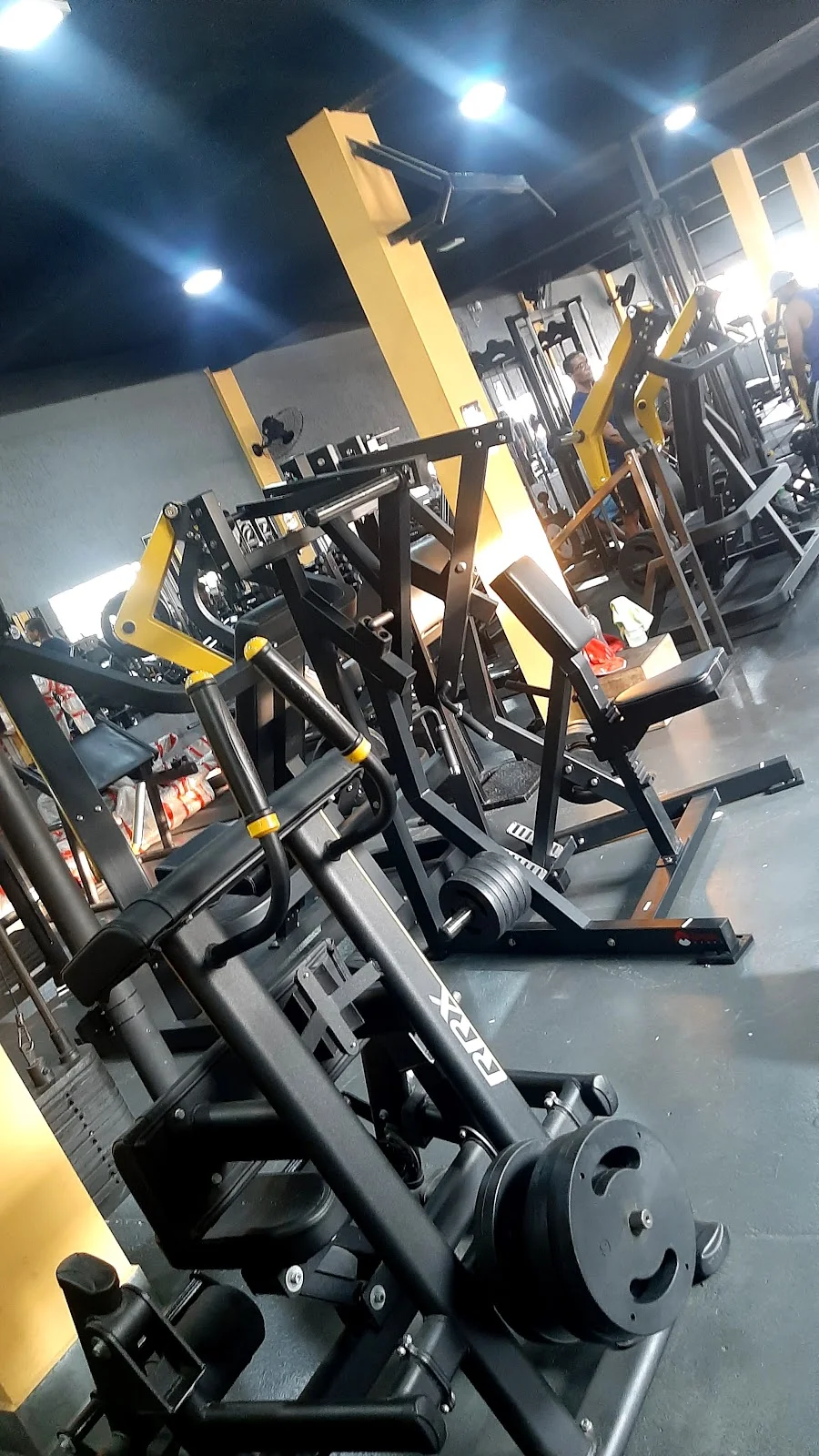 SPORT GYM FITNESS