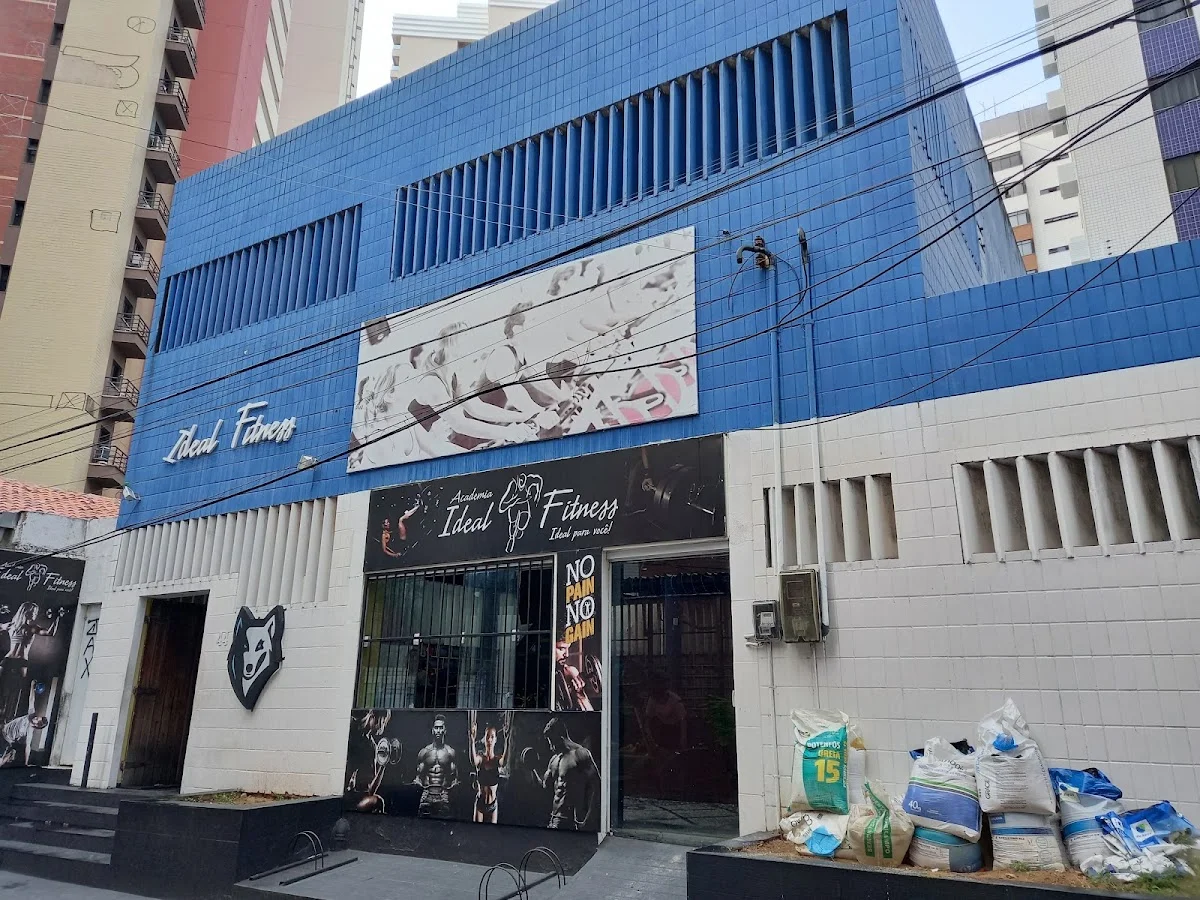Academia Ideal Fitness