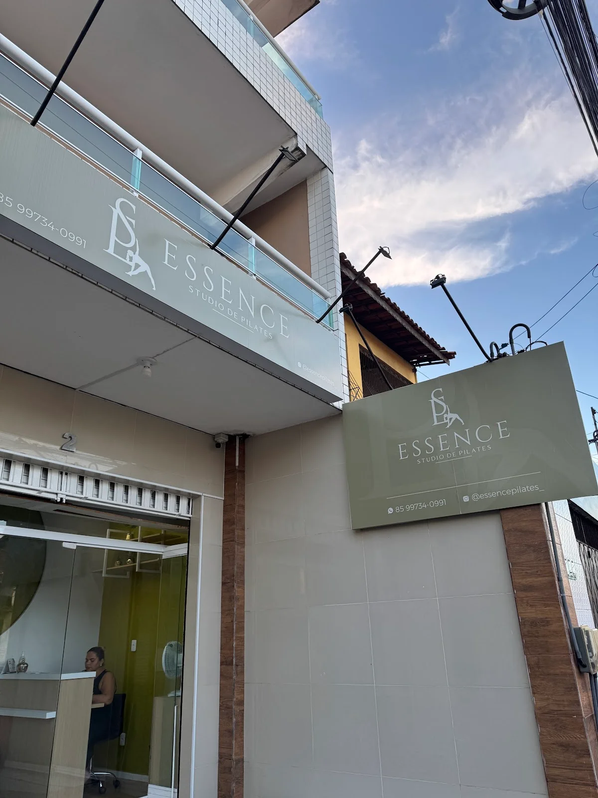 ESSENCE STUDIO DE PILATES