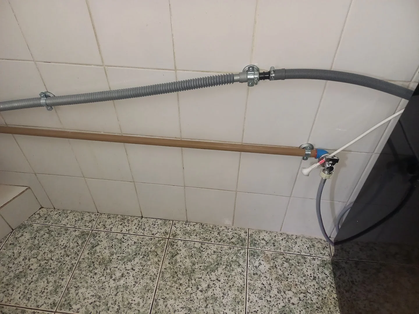Marido de Aluguel - Faz Tudo | Instalações | Elétrica | Hidráulica | Pintura