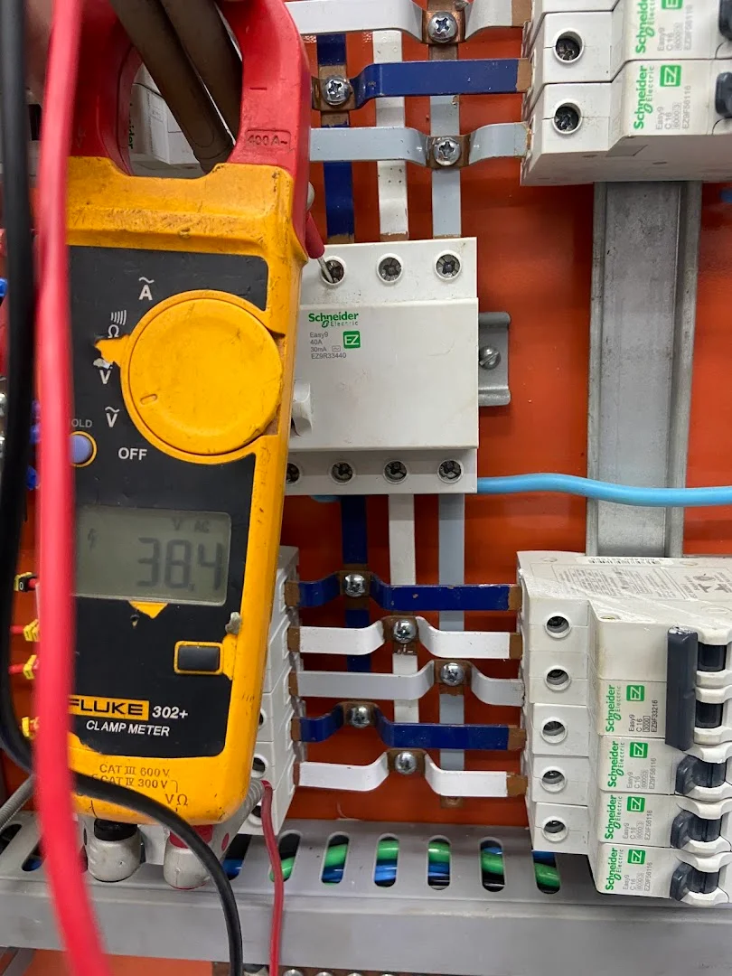A.S.E SERVIÇOS ELÉTRICOS