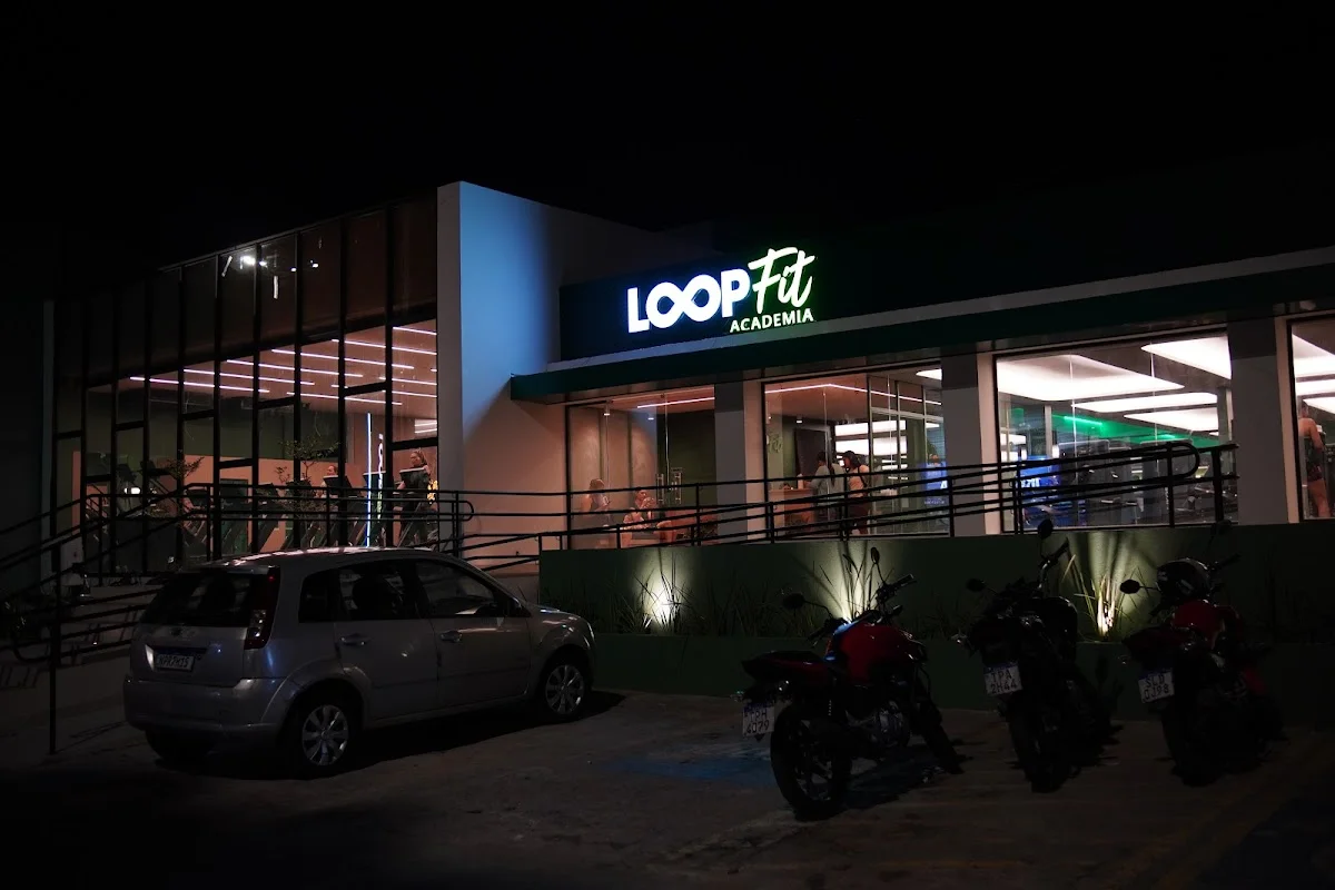 LoopFit Academia Cruz das Armas